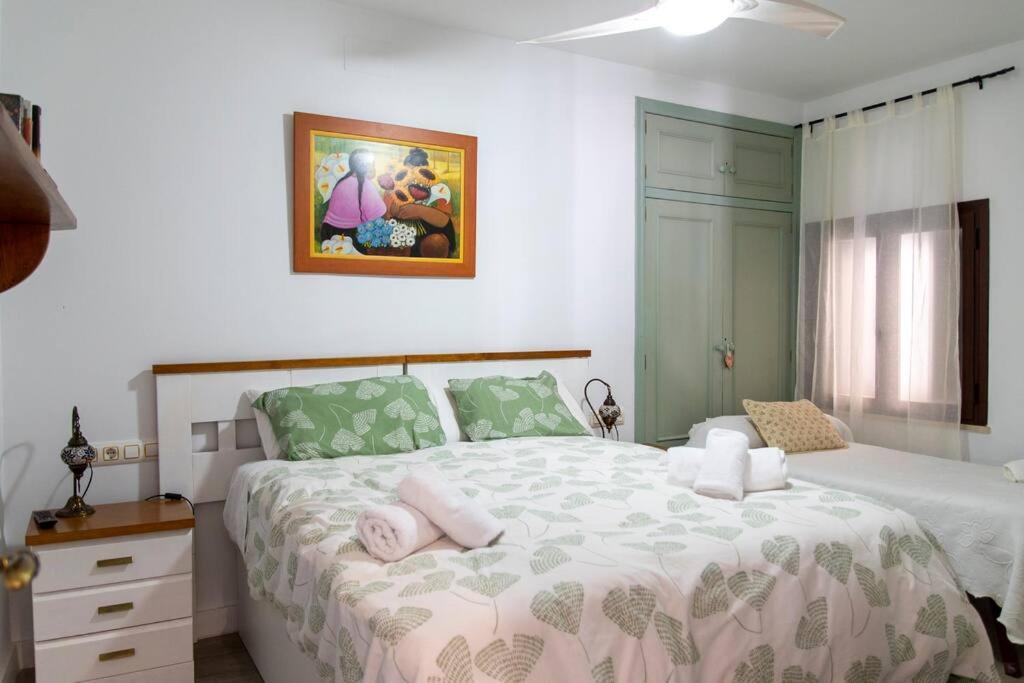 Mezquita Con Parking Gratuito Apartment