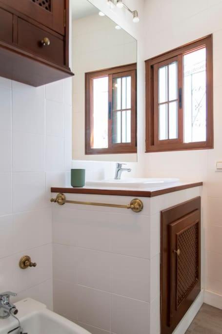 Mezquita Con Parking Gratuito Appartement *